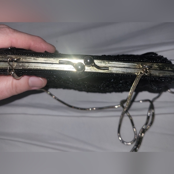 Goldco Vintage Black Beaded Clutch with Chain Strap - Picture 4 of 7